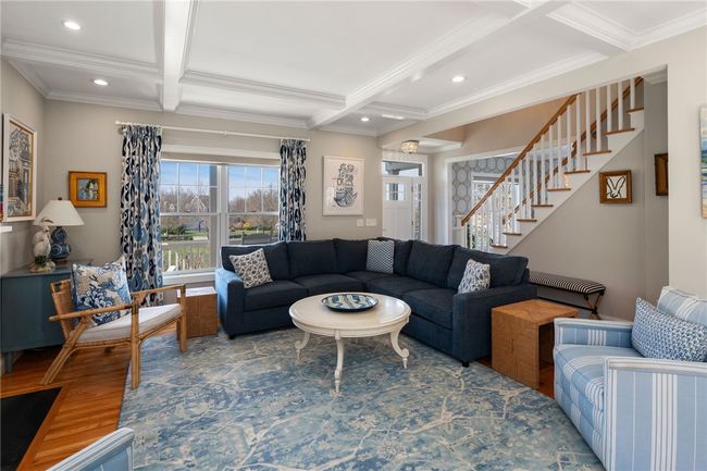 37 Island Dr, House other with 4 bedrooms, 3 bathrooms and 6 parking in Middletown RI | Image 6