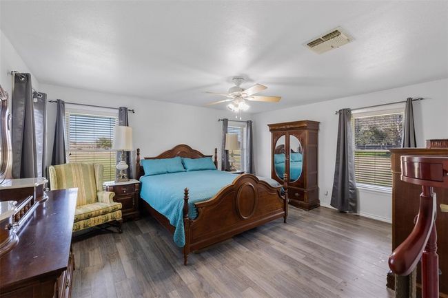 727 Partridge Ln, House other with 3 bedrooms, 3 bathrooms and 2 parking in Eagle Lake TX | Image 21