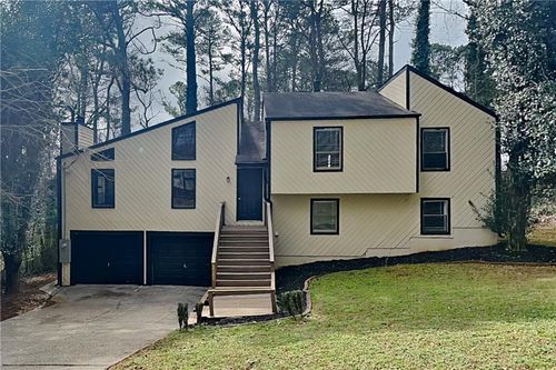 3932 Fairington Dr, marietta, GA, 30066-2528 | Card Image