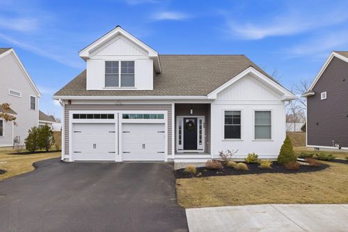 40 Sage Ln, Portsmouth, NH, 03801-4776 | Card Image