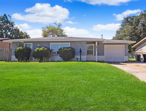 1411 15th Avenue N, Texas City, TX, 77590 | Card Image
