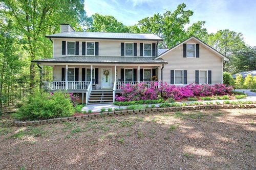 338 E Valley Rd Ne, Rydal, GA, 30171-1607 | Card Image