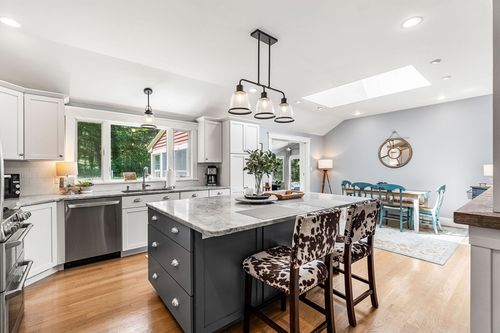 18 Kimball Ave, Wenham, MA, 01984-1108 | Card Image