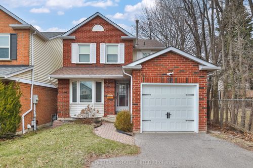 69 Janedale Cres, Whitby, ON, L1N6Z5 | Card Image