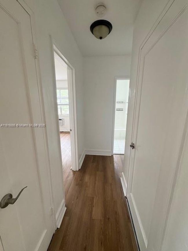 APT-3 - 619 Anastasia Ave, Condo with 2 bedrooms, 1 bathrooms and null parking in Coral Gables FL | Image 7