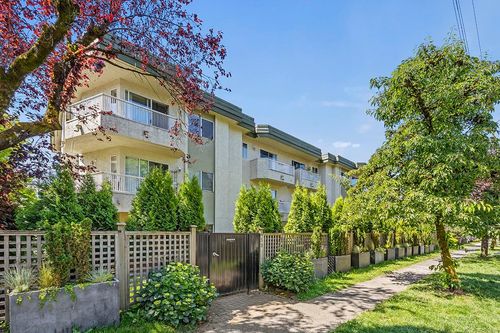 302-458 E 43rd Ave, Vancouver, BC, V5W1T4 | Card Image