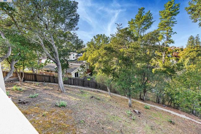 11 La Strada Ct, House other with 5 bedrooms, 5 bathrooms and 2 parking in Burlingame CA | Image 16