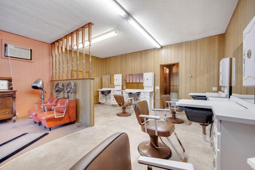 228 River St N, Delano, MN, 55328-9319 | Card Image