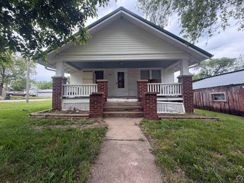 421 Commercial St, Havensville, KS, 66432-9551 | Card Image
