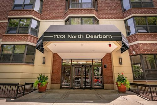 apt-2302-1133 N Dearborn St, Chicago, IL, 60610-7187 | Card Image