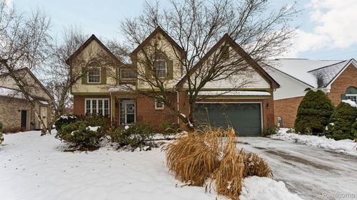 4160 Silverleaf Dr, Ypsilanti, MI, 48197-7482 | Card Image