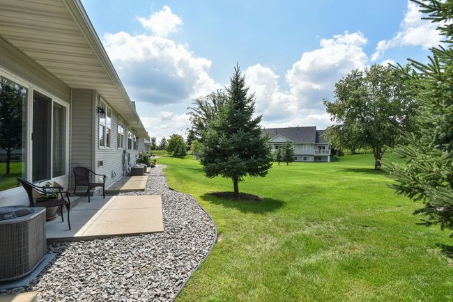 11064 16 Th St Ne, Townhouse with 3 bedrooms, 3 bathrooms and null parking in Saint Michael MN | Image 25
