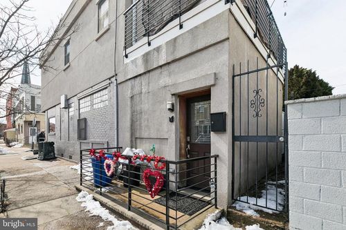 1801 Daly St, PHILADELPHIA, PA, 19145-3715 | Card Image