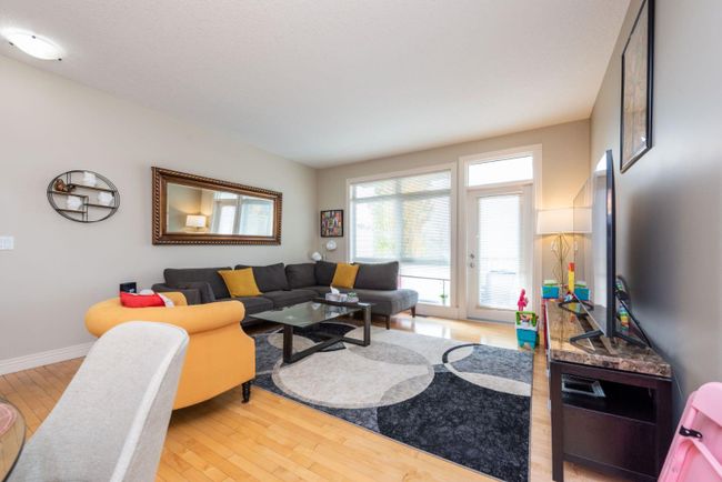 5 - 156 Rockyledge View Nw, Home with 2 bedrooms, 2 bathrooms and 2 parking in Calgary AB | Image 3