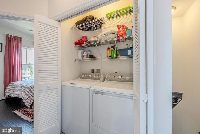 10793 Hinton Way, Townhouse with 3 bedrooms, 4 bathrooms and null parking in MANASSAS VA | Image 21