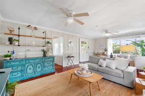c-142 Maluniu Ave, Kailua, HI, 96734-5809 | Card Image