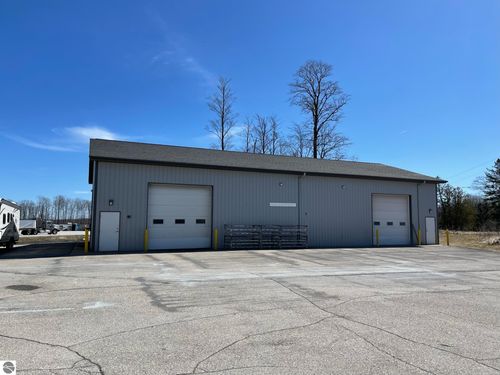 c-2-3520 Rennie School Rd, Traverse City, MI, 49685-9171 | Card Image