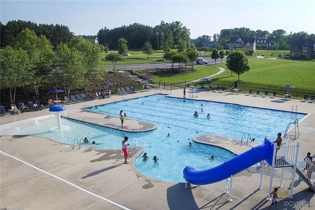 Enjoy all of the amazing amenities Twin Rivers at Meadowville has to offer including pool, clubhouse, exercise room, kiddie pool, and dock with James River access! | Image 38