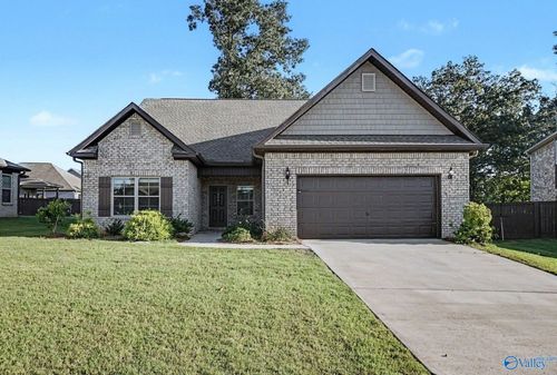 104 Rose Valley Dr, New Market, AL, 35761-7002 | Card Image