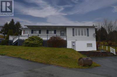 32 Bunker Hill, House other with 3 bedrooms, 1 bathrooms and null parking in Carbonear NL | Image 1