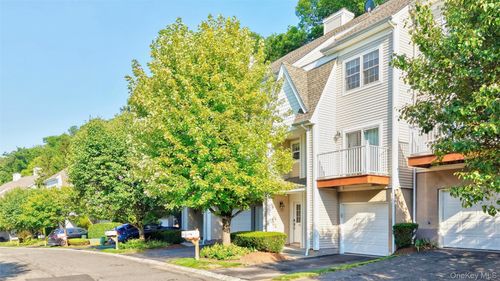 102 Crystal Hill Dr, Pomona, NY, 10970-2671 | Card Image