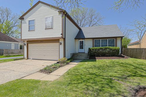 2842 Garden Dr, Lisle, IL, 60532-3423 | Card Image