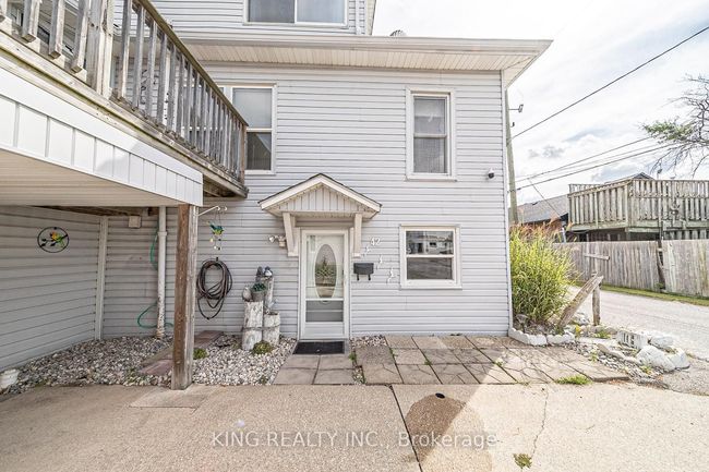 42 Wahneta Ave, House other with 4 bedrooms, 2 bathrooms and 2 parking in Lasalle ON | Image 5
