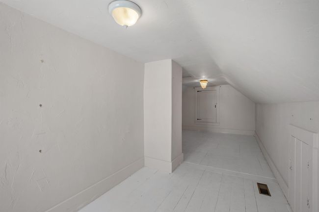 75 Warren St, House other with 4 bedrooms, 3 bathrooms and null parking in Laconia NH | Image 38