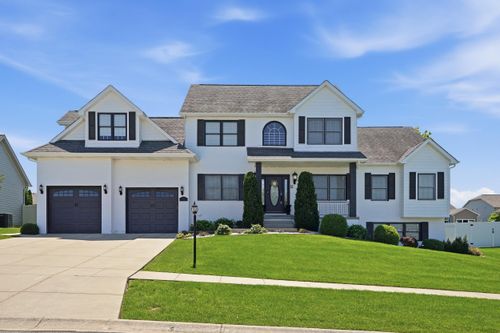 2155 Walker Dr, Valparaiso, IN, 46385 | Card Image