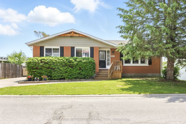 201 Augusta St, House other with 3 bedrooms, 2 bathrooms and 2 parking in Almonte ON | Image 44