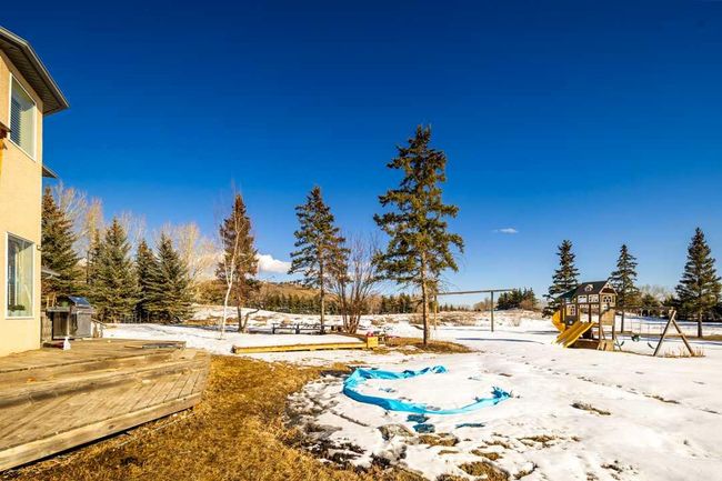 25273 Lower Springbank Road, Home with 3 bedrooms, 2 bathrooms and 6 parking in Rural Rocky View County AB | Image 39