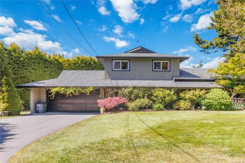 4298 Caen Rd, Saanich, BC, V8X3S6 | Card Image