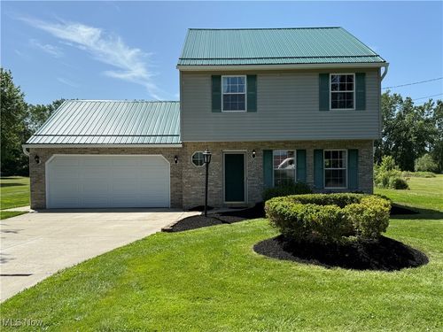3176 Bates Rd, Madison, OH, 44057-9727 | Card Image