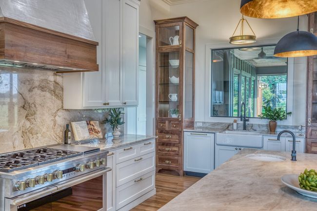 104 Hartfield Rd, Home with 4 bedrooms, 5 bathrooms and 3 parking in Round Top TX | Image 14