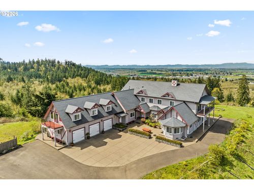 90834 Coburghills Dr, Eugene, OR, 97408-9422 | Card Image