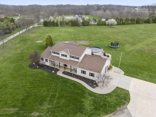 1252 Owens Rd W, Marion, OH, 43302-8425 | Card Image
