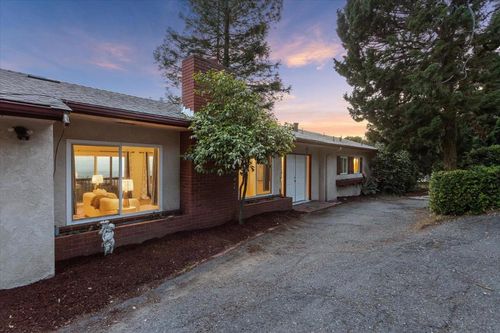 13901 Skyline Blvd, Oakland, CA, 94619-3619 | Card Image