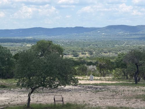 190 N Polly Peak, Bandera, TX, 78003 | Card Image