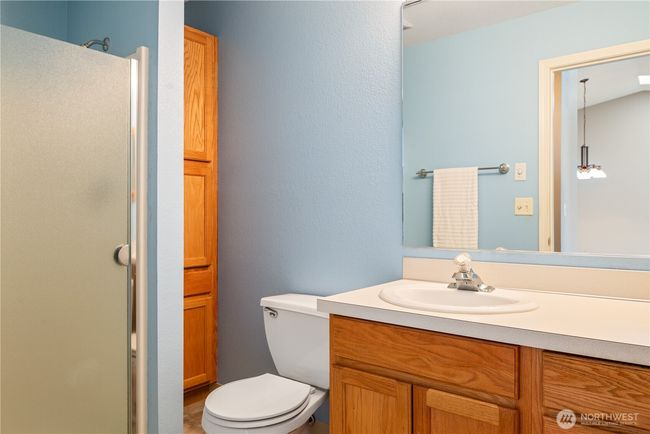 Main bathroom | Image 19