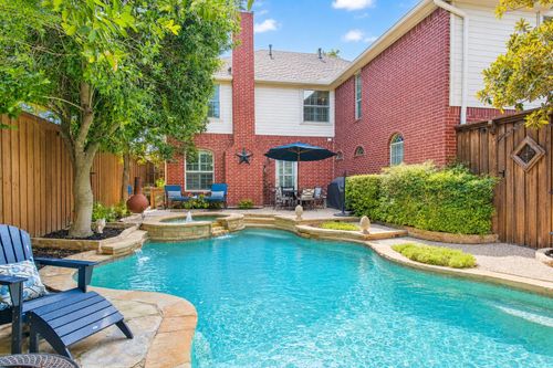 8008 Case Dr, Plano, TX, 75025-4016 | Card Image