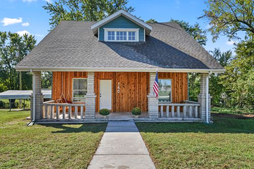 140 E Monroe St, Walnut Grove, MO, 65770-8439 | Card Image