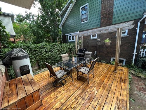 155 Wentworth St S, Hamilton, ON, L8N2Z1 | Card Image