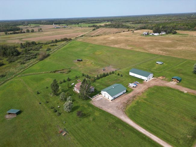 48121 270 Th Ave, House other with 3 bedrooms, 2 bathrooms and null parking in Palisade MN | Image 38