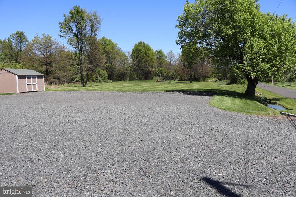 Commercial Lease in OTTSVILLE 5