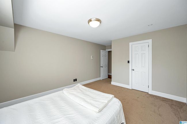 1123 Lake Forest Cir, House other with 4 bedrooms, 4 bathrooms and null parking in Hoover AL | Image 37