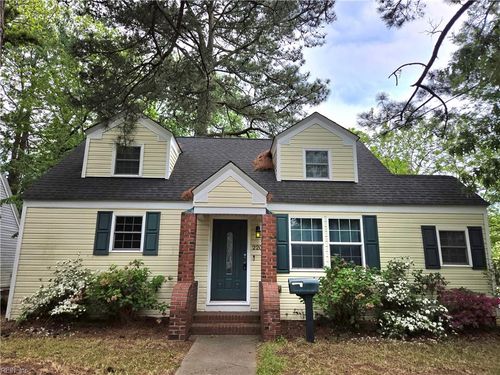 2201 Pershing Ave, Norfolk, VA, 23509-1927 | Card Image