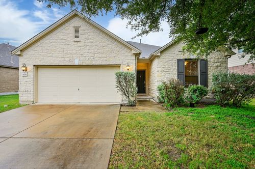 1029 Hyde Park Dr, Round Rock, TX, 78665-4022 | Card Image