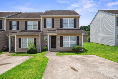 5375 Eneida Sue Dr, Charlotte, NC, 28214-1050 | Card Image