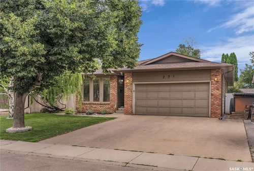 231 Benesh Crescent, Saskatoon, SK, S7K6L5 | Card Image