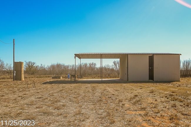 3 Us Hwy 85, Home with 0 bedrooms, 0 bathrooms and null parking in Dilley TX | Image 25